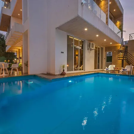 Elegant Villa By Tropicana Stays-3